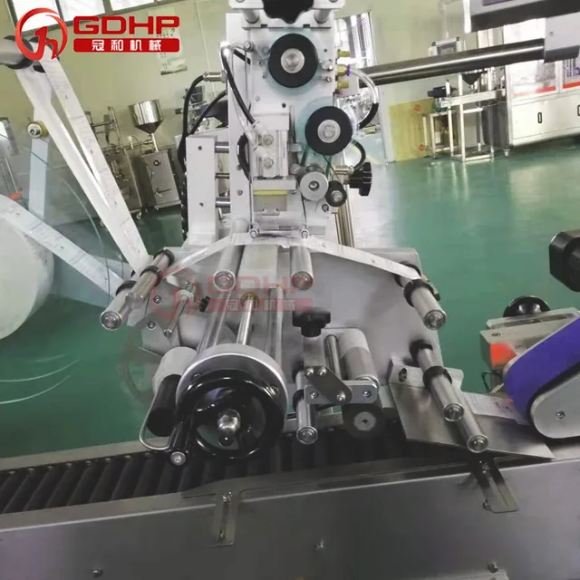 高速卧式贴标机核酸采样管贴标机产品图4